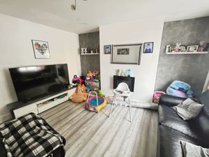 Lounge- click for photo gallery